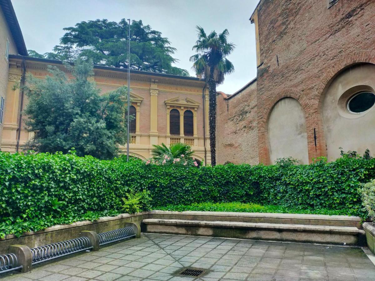 Ca' Spadoni, Centro Storico, Piano Terra, Ingresso Indipendente, Teatro, Parcheggio, Imola Exteriör bild
