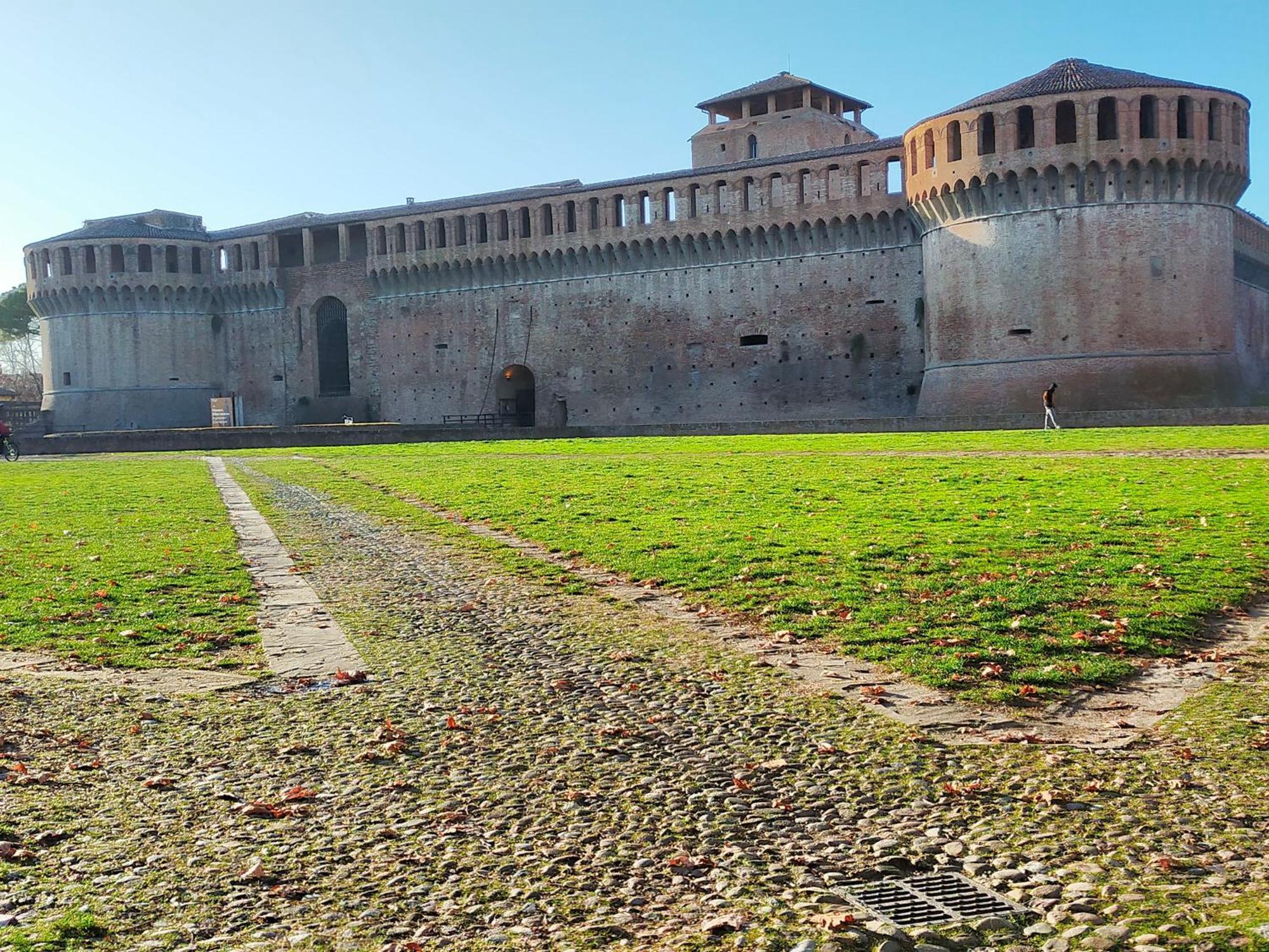 Ca' Spadoni, Centro Storico, Piano Terra, Ingresso Indipendente, Teatro, Parcheggio, Imola Exteriör bild