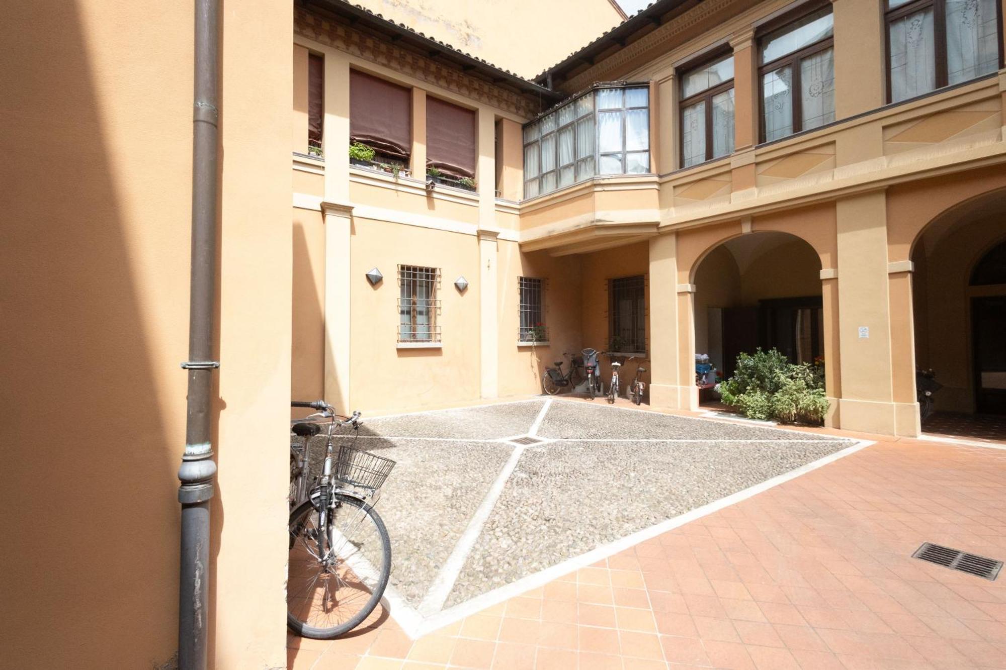 Ca' Spadoni, Centro Storico, Piano Terra, Ingresso Indipendente, Teatro, Parcheggio, Imola Exteriör bild